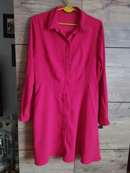 Reserved 40 czerwona sukienka koszulowa zwiewna długi rękaw