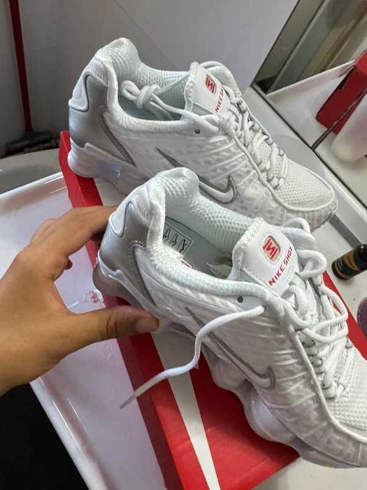 Nike Shox TL Biały R.37,5