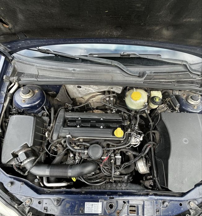 Opel vectra c uszkodzony