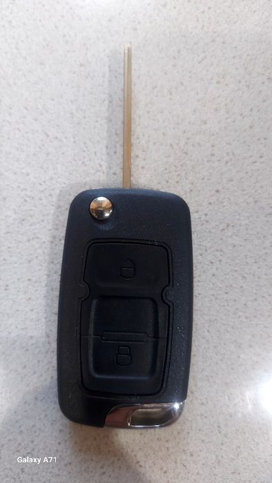 Продається корпус ключа Джілі Емгранд ЕС7