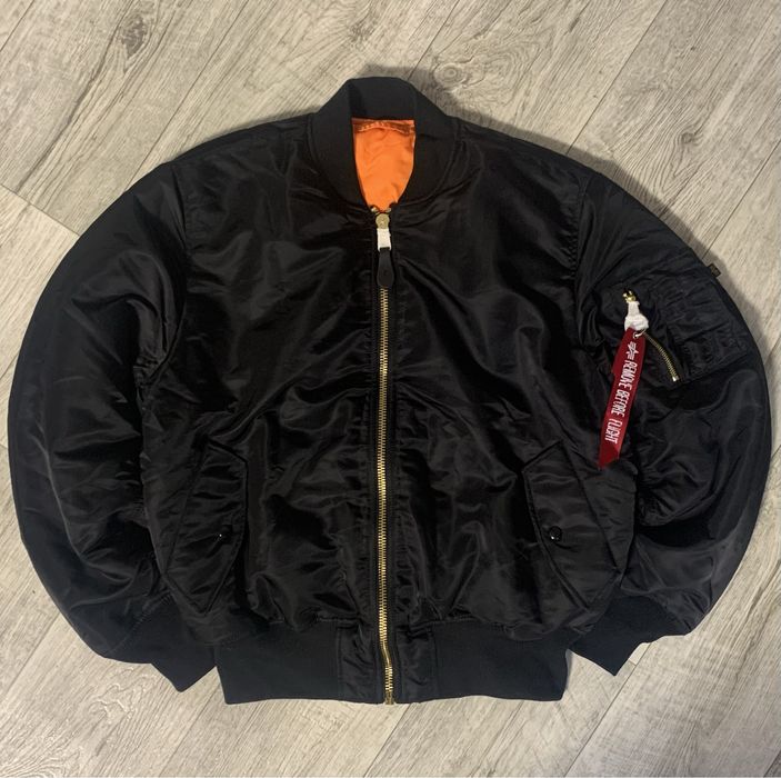Оригинальный бомбер Alpha Industries MA-1 BOMBER JACKET куртка