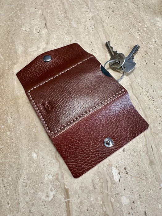 Organizer na klucze teczkę robiony ze skóry naturalnej