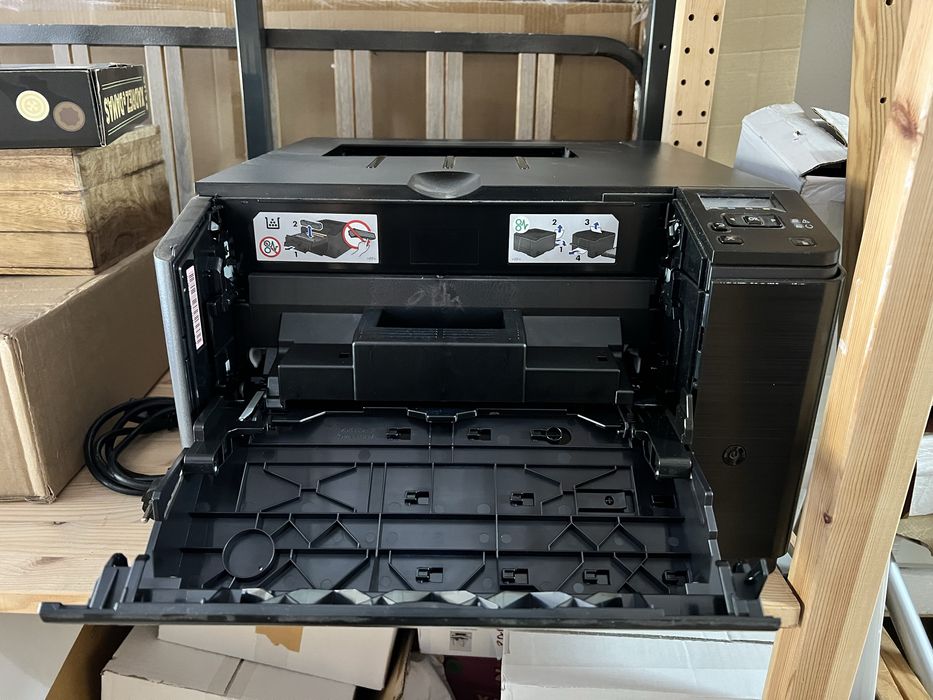 Impressora HP laser Jet Pro color M251n