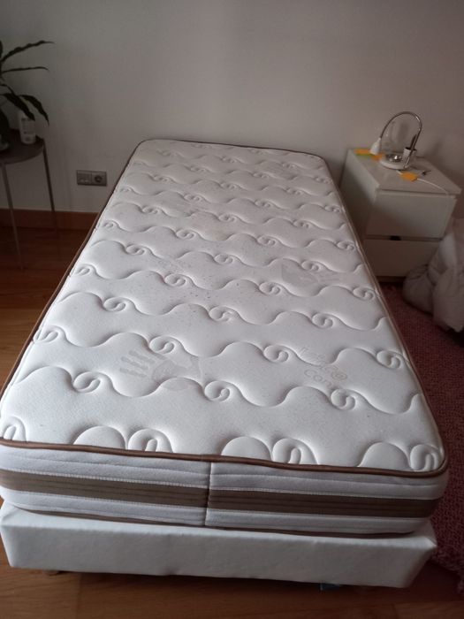 Cama de Solteiro + Colchão 1,95M X 1M ELEGANCE + Cabeceira