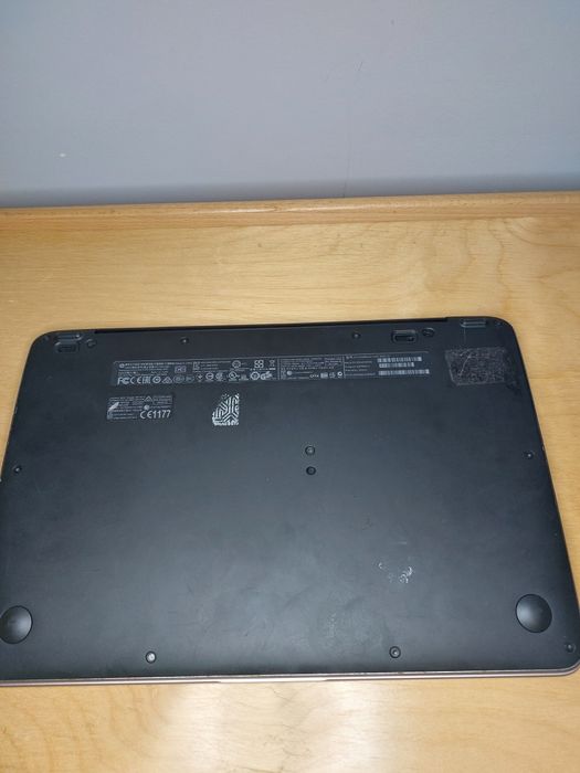 Laptop HP EliteBook Folio 1020 G1 12,5" Intel Core m + docking station