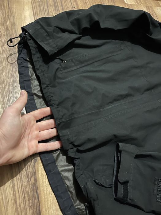 Продам чоловічу вітровку the north face gore tex outdoor водонепроникн