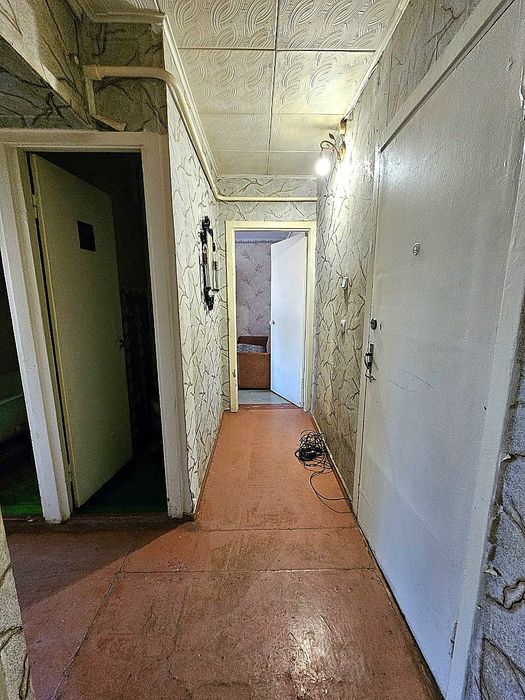 Продаж 2 - кімнатної квартири. вул. Генерала Радієвського