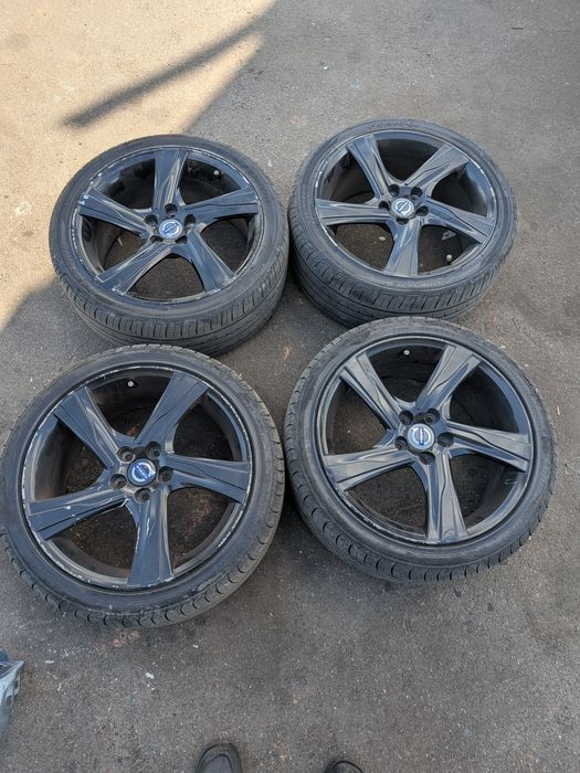 Титани r18 5 108 Volvo v50 s40 v60 s60 v70 s80 xc70 xc60