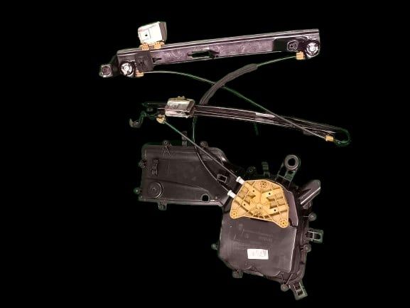 Elevador Vidros Frente Esquerdo SEAT LEON 1P0837401E (OEM) | 986350 (OEM) | 984013 (OEM)