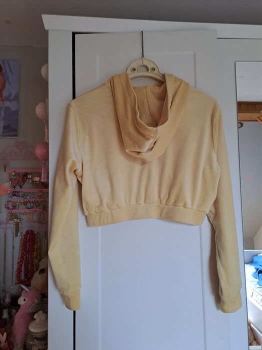 Krótka welurowa bluza rozpinana