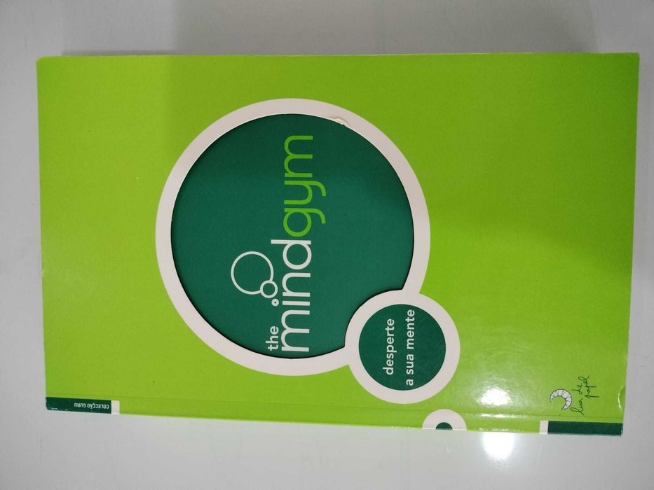 Livros para adultos/jovens adultos.