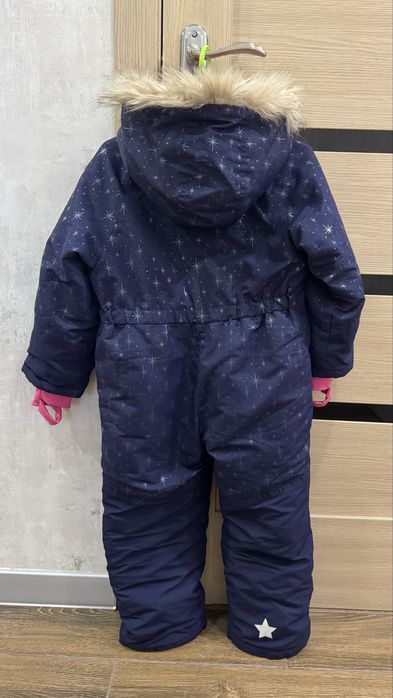 Продам зимовий комбінезон для дівчинки 110 см