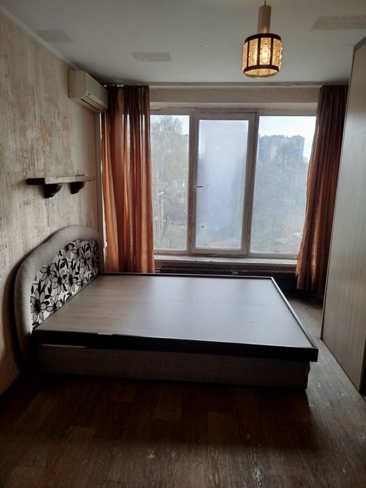Продам однокімнатну квартиру вул.Заболотного 128.