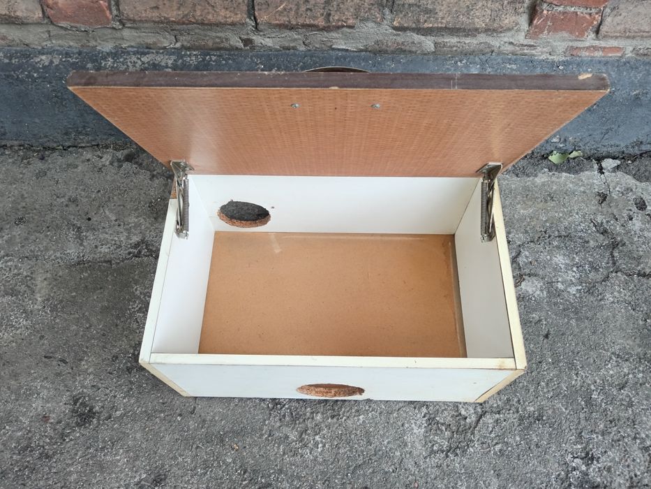 Кухонна навісна шафка