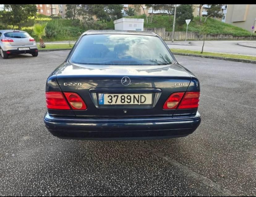 Mercedes E 220 cdi