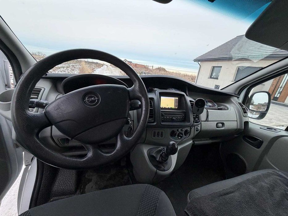 Opel vivaro  2.0cdti 2013 rok