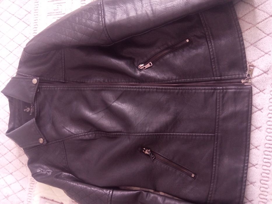 Куртка жіноча кожана