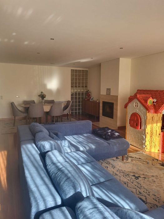 Moradia  com Vista Mar – Conforto, Luz e Exclusividade em Gulpilhares