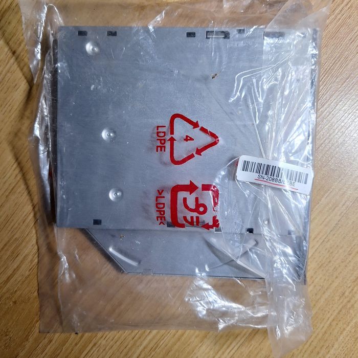 DVD/CD Drive - Negotiable442909457730119682