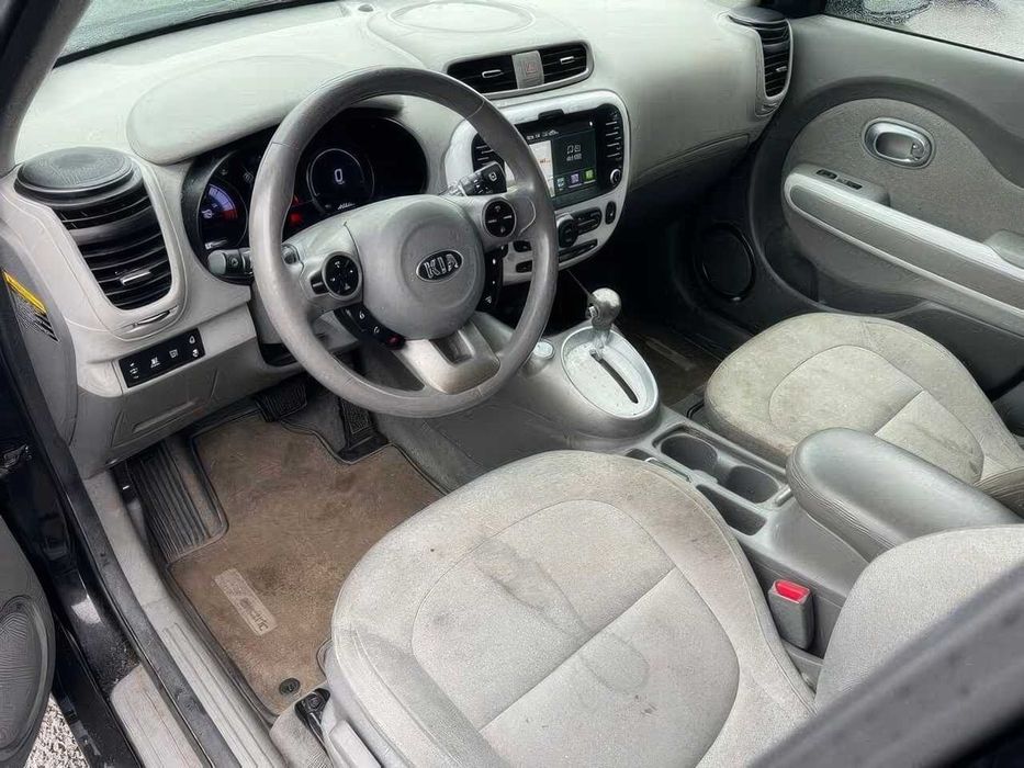 Kia Soul EV +      2018