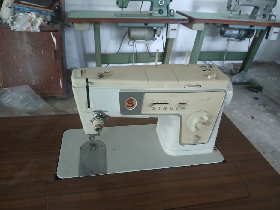 Máquina de costura monofasico