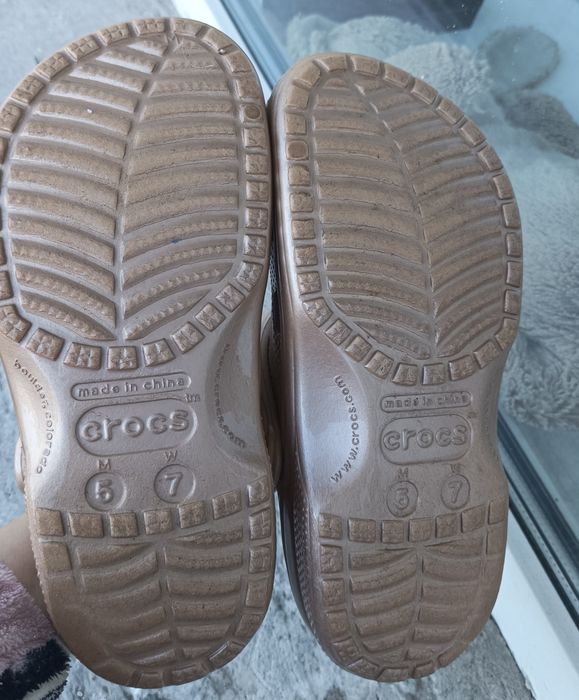 сабо  crocs w7..