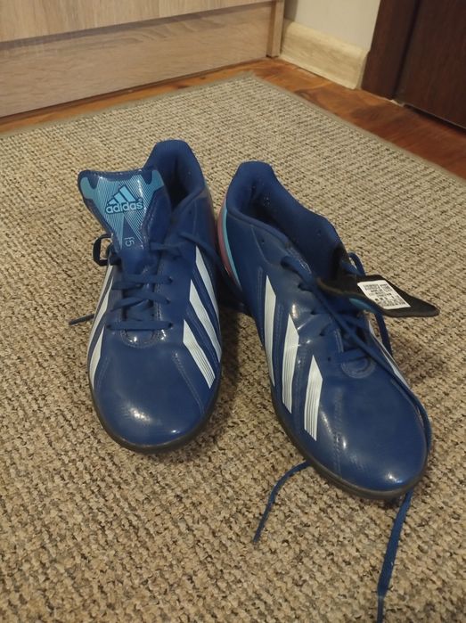 Buty halowe rozmiar 42 raz założone