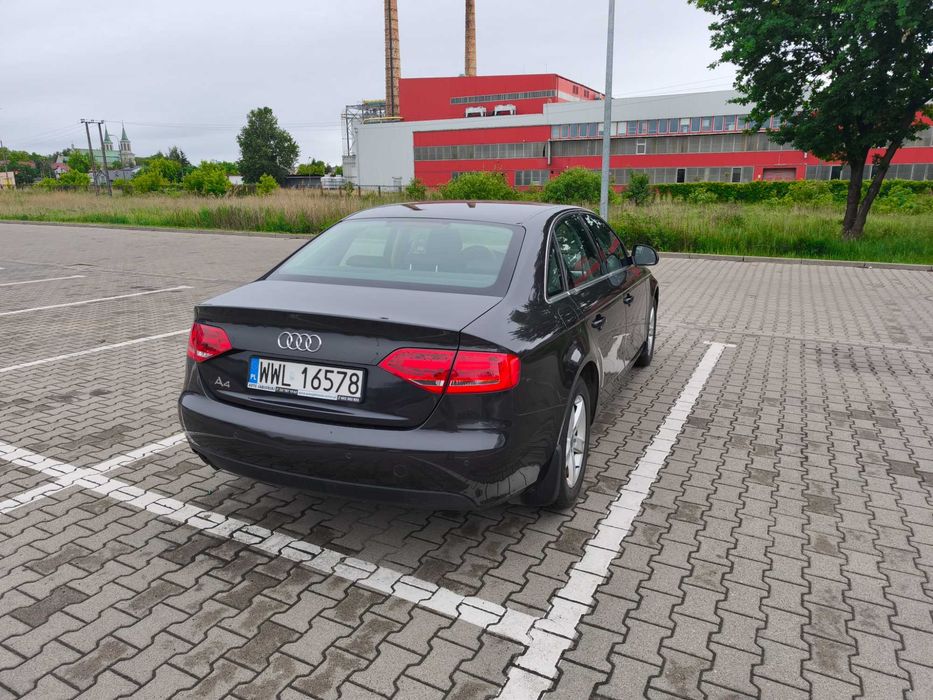 samochód Audi A4
