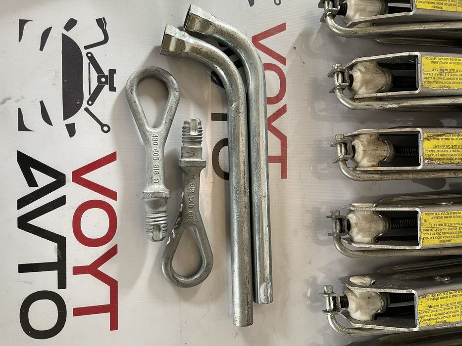 Домкрат Ауді А3 А4 А6 Гольф Пасат Венто Сеат Фольтсваген Крюк Ключ