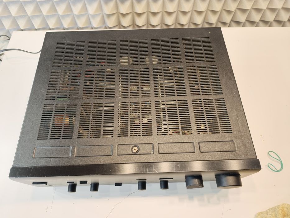 Wzmacniacz YAMAHA AX 570
