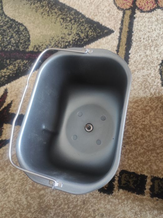 Хлібопічка продам