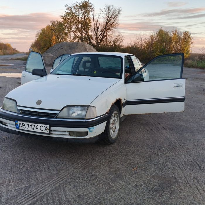 Opel  Omega  2.0