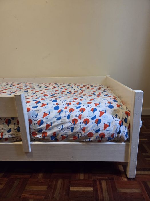 Cama solteiro / crianca