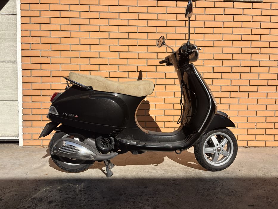 Vespa LX 125 ie