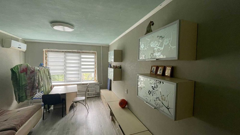 Продажа 3-х комнатной квартиры. Район Артема