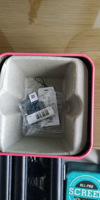 Relógio Fóssil como novo