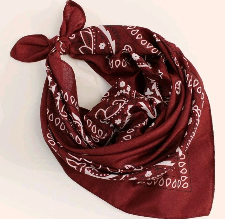 Damska bawełniana chusta, absolutnie nowa, ale bez metki, color bordo
