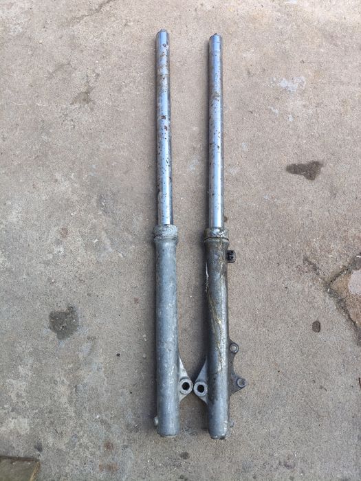 Suspensões de Yamaha XT 350