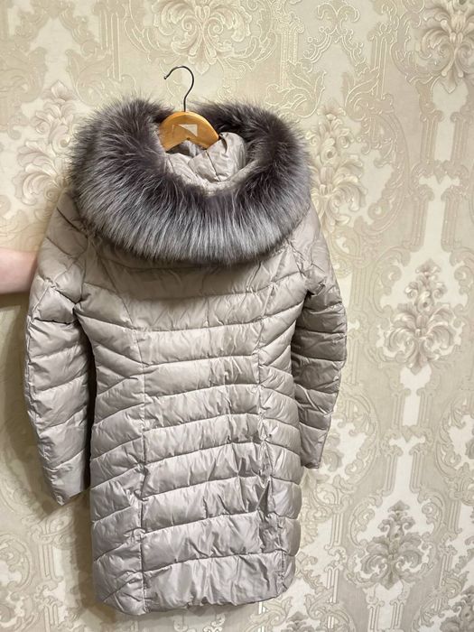 Зимове пальто з натуральним хутром