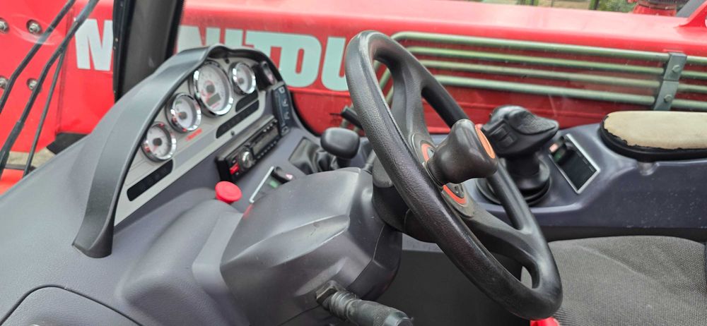 Навантажувач телескопічний manitou 634