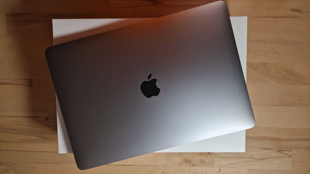 MacBook Air M1 - 16GB RAM/256GB SSD - Único dono