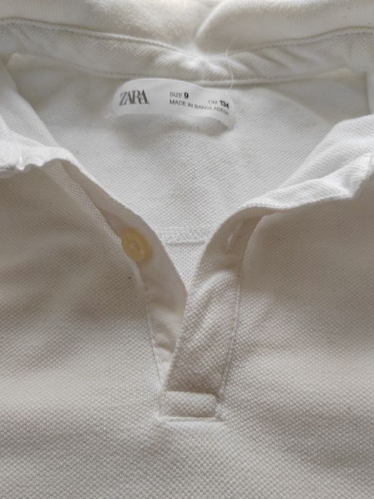 Biała polówka Zara 140
