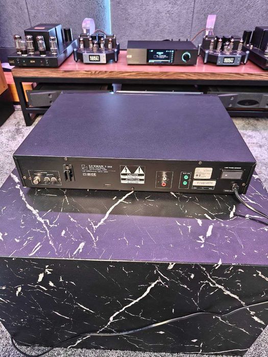 FM тюнер Luxman T 353