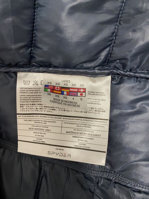 Куртка жіноча spyder