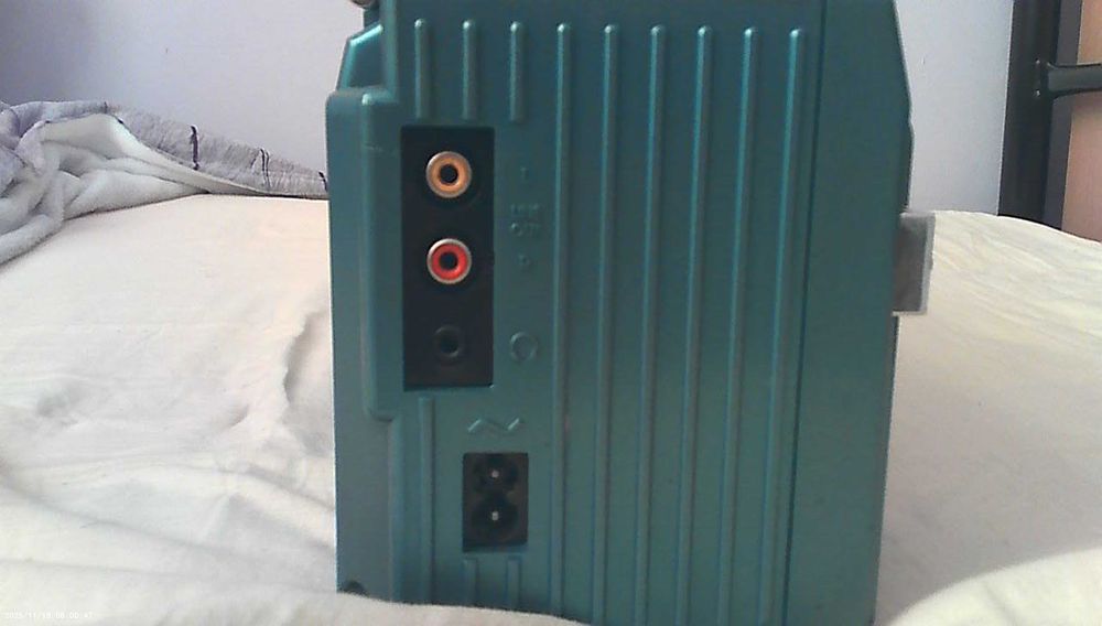 sprzedam radio mognetofof grundig