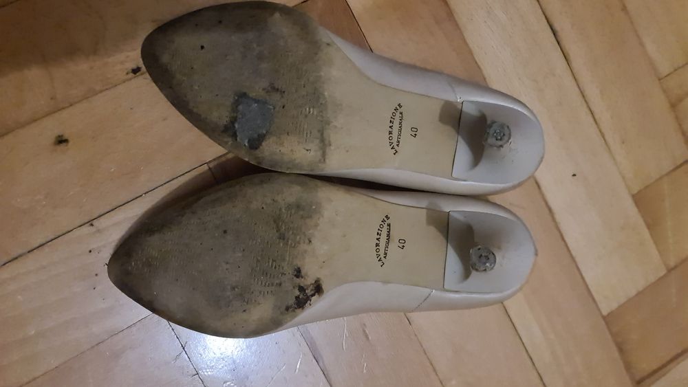Pantofle na obcasie damskie r. 40
