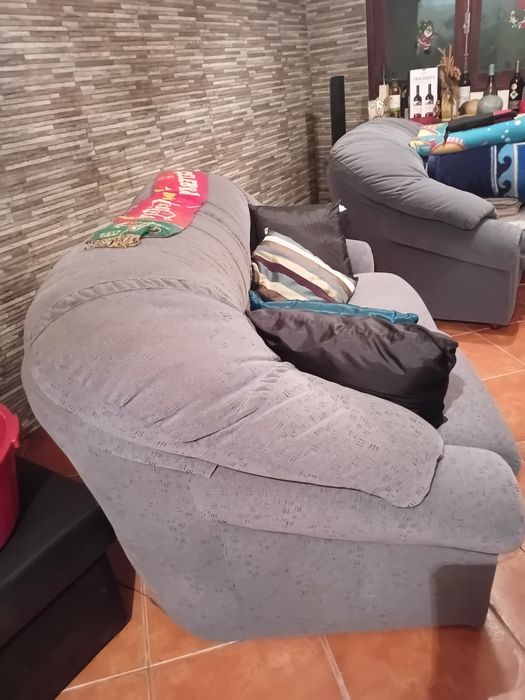 Sofás cama em bom estado