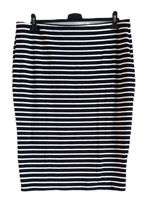 Ołówkowa spódnica spódniczka Marks&Spencer paski 16/44 46 Wiskoza stan idealny