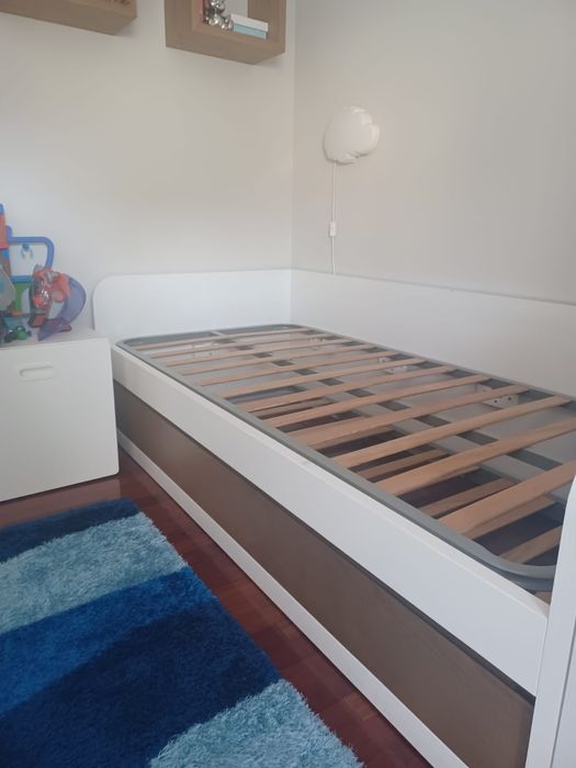 Cama com gaveta 90X190