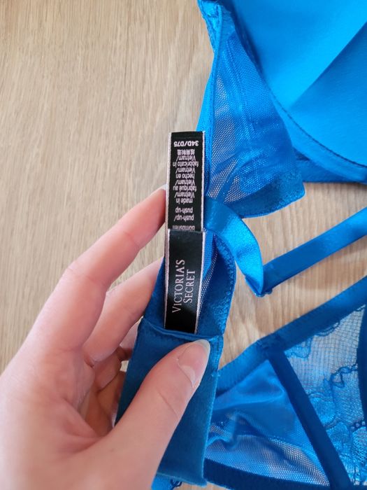 Бюст з блискітками, push-up, victoria's secret 34D, 36C